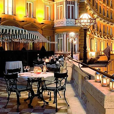 Hotel Majestic