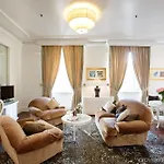 Majestic 5* 로마