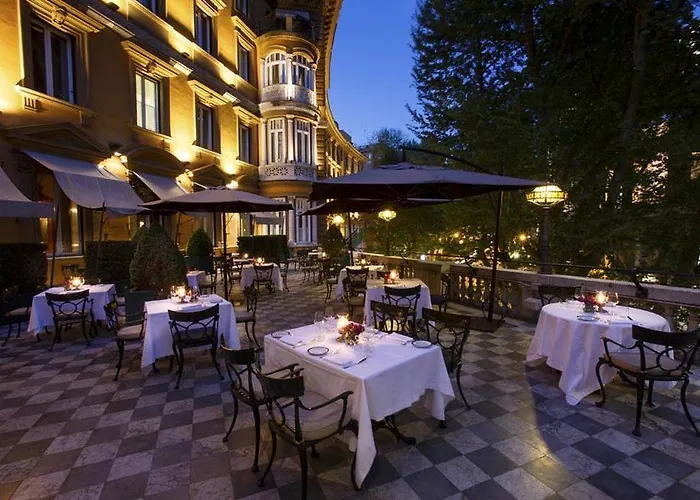 فندق Majestic 5*